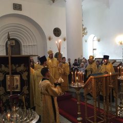 Преосвященный Алексий совершил Всенощное бдение в кафедральном соборе Серова