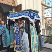 Преосвященный Алексий совершил Чин Погребения Плащаницы Пресвятой Богородицы