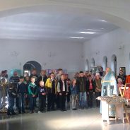 Молебен в Трехсвятительском храме