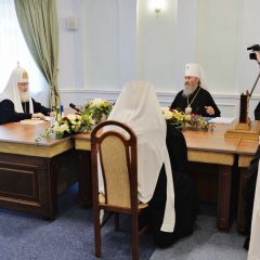 Русская Православная Церковь признала невозможным пребывание в евхаристическом общении с Константинополем