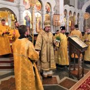 Преосвященный Алексий совершил Всенощное бдение в Храме на Крови