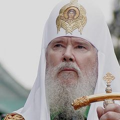 В храмах Серовской епархии прошли заупокойные богослужения в день памяти Святейшего Патриарха Московского и всея Руси Алексия II