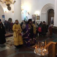 Преосвященный Алексий совершил Литургию в Спасо-Преображенском кафедральном соборе