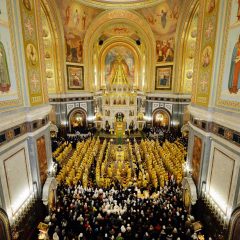 Преосвященный Алексий принял участие в Божественной литургии по случаю празднования 10-ой годовщины интронизации Святейшего Патриарха Кирилла