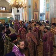 Епископ Алексий совершил Литургию в день празднования иконы Божией Матери «Споручница грешных»
