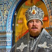 Епископ Евгений и епископ Алексий совершили Литургию в монастыре во имя святых Царственных Страстотерпцев