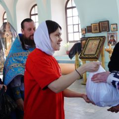 В Серовской епархии проходит благотворительная акция — «Раздели с голодным хлеб твой»