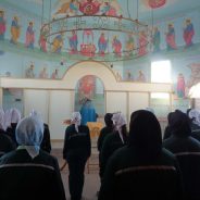 Божественная литургия в храме во имя святой равноапостольной великой княгини Ольги