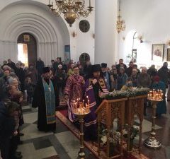 Епископ Алексий возглавил богослужение накануне праздника Благовещения Пресвятой Богородицы