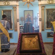 В канун Субботы Акафиста епископ Алексий помолился в Казанском храме города Карпинска