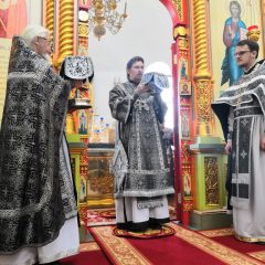 Епископ Алексий совершил Литургию в Великую Среду
