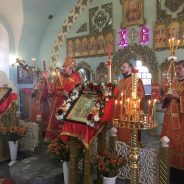 Архипастырь возглавил Пасхальную вечерню в Карпинске