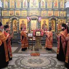 Епископ Алексий совершил вечернее богослужение в канун Недели жен-мироносиц