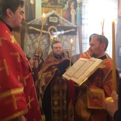 Епископ Алексий совершил всенощное бдение с чтением акафиста накануне дня памяти святителя Николая Чудотворца