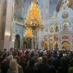 В храмах Екатеринбургской митрополии зачитано послание митрополита Кирилла