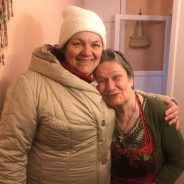 Поделились пасхальной радостью с престарелыми людьми