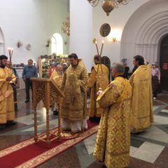 Епископ Алексий совершил Литургию в первый понедельник Петрова поста