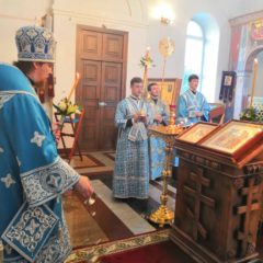 Епископ Алексий совершил Всенощное бдение в канун празднования Казанской иконы Божией Матери
