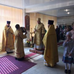 Епископ Алексий совершил праздничную литургию в храме во имя равноапостольной княгини Ольги в селе Патруши