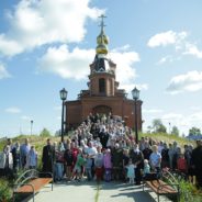 Митрополит Кирилл и епископ Алексий совершили Божественную литургию в Преображенском храме поселка Пелым