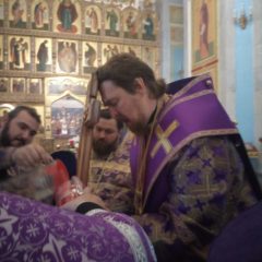 Епископ Алексий совершил Всенощное бдение в канун Воздвижения Креста Господня