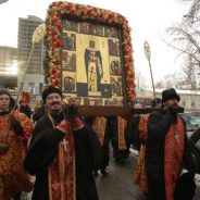 «Мы все любим этот город и стремимся жить в радости и согласии»: в День святой Екатерины в уральской столице прошел праздничный крестный ход