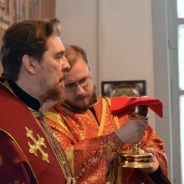 Епископ Алексий совершил Литургию в храме во имя вмц. Варвары, пос. Кытлым