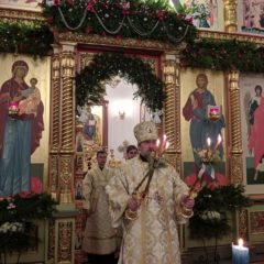 Епископ Алексий совершил Рождественскую Божественную литургию в Спасо-Преображенском соборе
