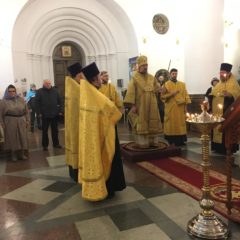 Епископ Алексий совершил всенощное бдение накануне празднования Иверской иконы Божией Матери