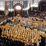 Епископ Алексий принял участие в Патриаршей Божественной литургии по случаю одиннадцатой годовщины интронизации Святейшего Патриарха Кирилла