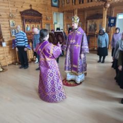 Епископ Алексий совершил Божественную литургию в день празднования Курско-Коренной иконы Божией Матери