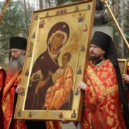 Преосвященные архиереи совершили Божественную литургию в монастыре Царственных страстотерпцев