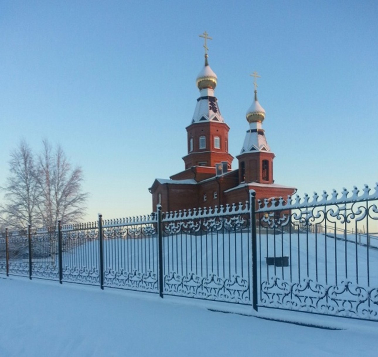 Погода пелым свердловская область. Храм поселок Пелым. Посёлок Пелым Ивдельский район. Ивдель.поселок.Пелым. Гари Свердловская область Церковь пилым.