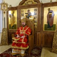Епископ Алексий совершил ночную Божественную Литургию