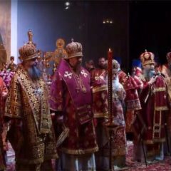 Божественную литургию у Храма на Крови в ночь с 16 на 17 июля возглавят восемь архиереев Русской Православной Церкви