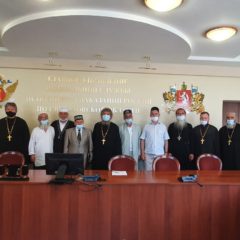 29 июня руководитель тюремного отдела Серовской епархии иерей Сергий Михалёв принял участие в заседании межрелигиозной рабочей группы при ГУФСИН России по Свердловской области