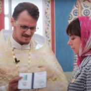 В день праздника Преображения Господня медаль за усердные труды вручена заместителю директора по общим вопросам Надеждинского металлургического завода Ольге Чернецовой