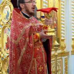 22 мая, в день перенесения мощей святителя и чудотворца Николая, в г. Волчанске прошло праздничное богослужение