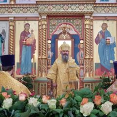 Епископ Феодосий совершил воскресную Литургию (г. Серов)
