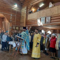 3 сентября 2023 года в храме Воскресения Христова г. Новая Ляля после Божественной литургии состоялся молебен на начало учебного года