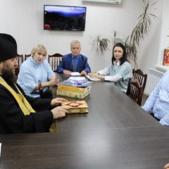 Священник Петропавловского Храма и общественники посетили отдел полиции Североуральска