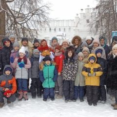 Дети воскресной школы города Серова вместе с родителями отправились в увлекательное путешествие! Даже мороз никого не испугал!