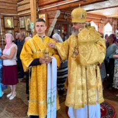 Епископ Феогност совершил всенощное бдение в канун праздника святых апостолов Петра и Павла