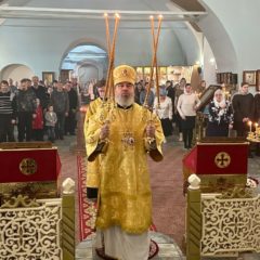 Епископ Феогност совершил Божественную Литургию в Веденском храме г. Карпинска