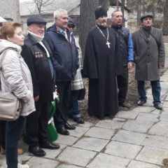 Встреча у мемориала (Нижняя Тура)