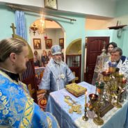 Епископ Феогност совершил всенощное бдение в храме посёлка Калья