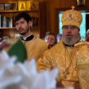 Епископ Серовский и Краснотурьинский Феогност возглавил всенощное бдение в храме Покрова Пресвятой Богородицы