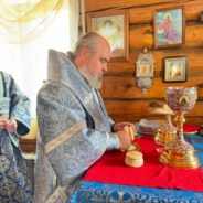 Епископ Серовский и Краснотурьинский Феогност совершил Божественную литургию в храме Воскресения Христова города Новая Ляля