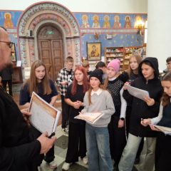 Воспитанники 7 класса школы №22 посетили Преображенский собор города Серова: игра по исследовательскому журналу