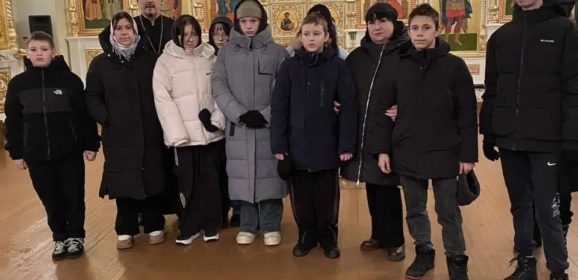 Знакомство с храмом: духовное просвещение подростков в Североуральске